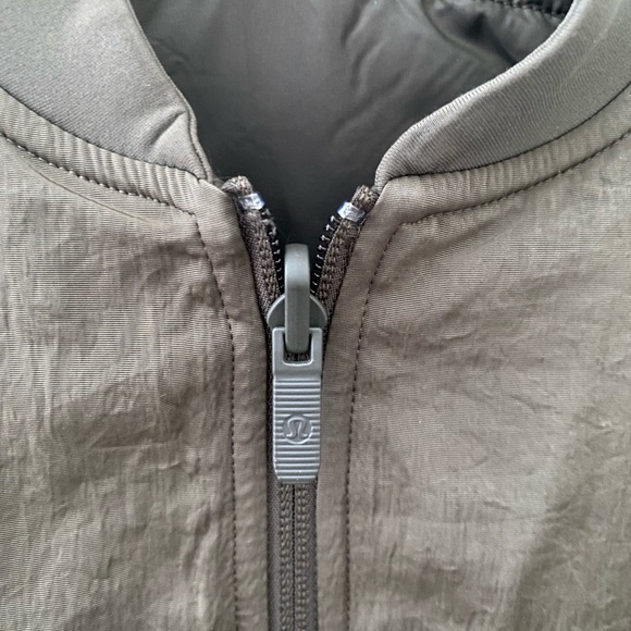 Reversible bomber jacket - Picture 2 of 6